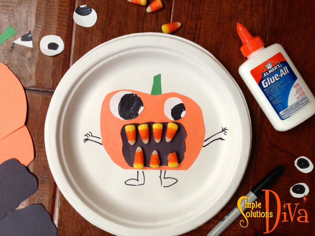 Halloween Paper Plate Monsters from SimpleSolutionsDiva.com.